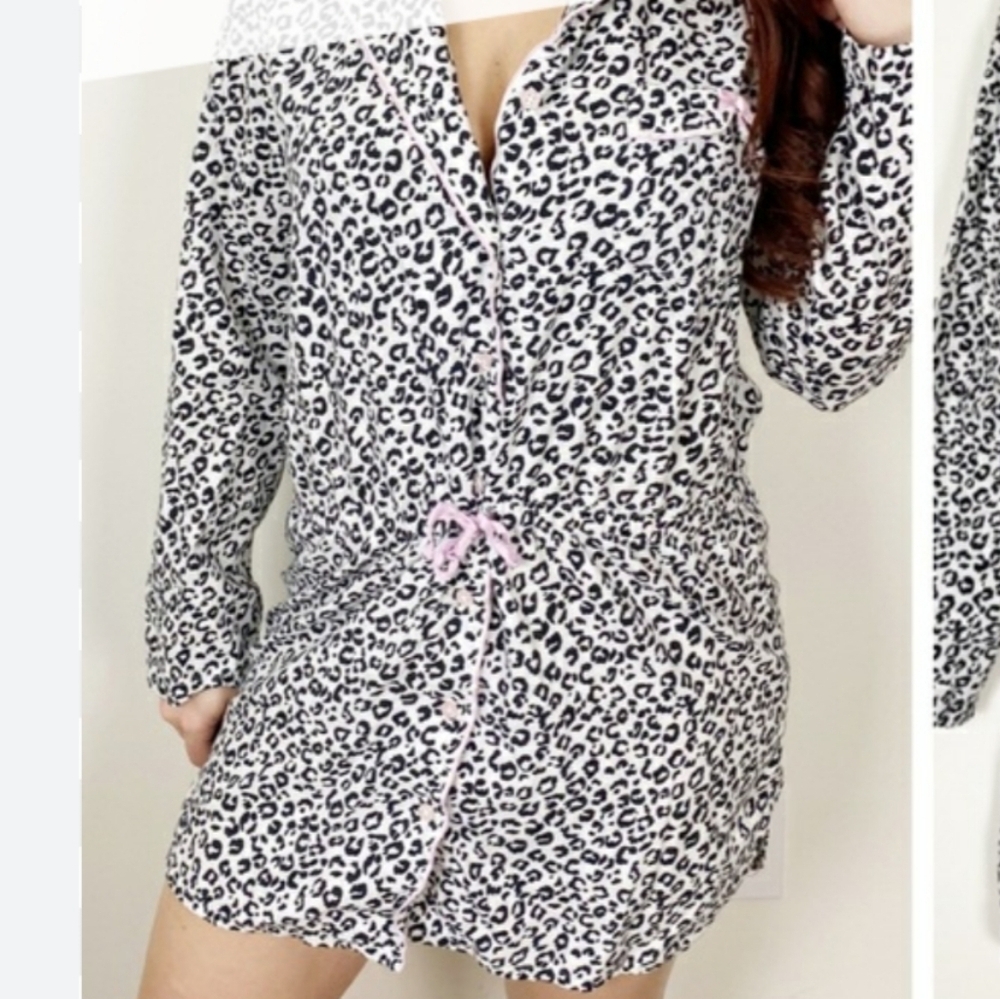 Victoria’s Secret Leopard Print Sleep Shirt Button Front Long Sleeve Cotton L